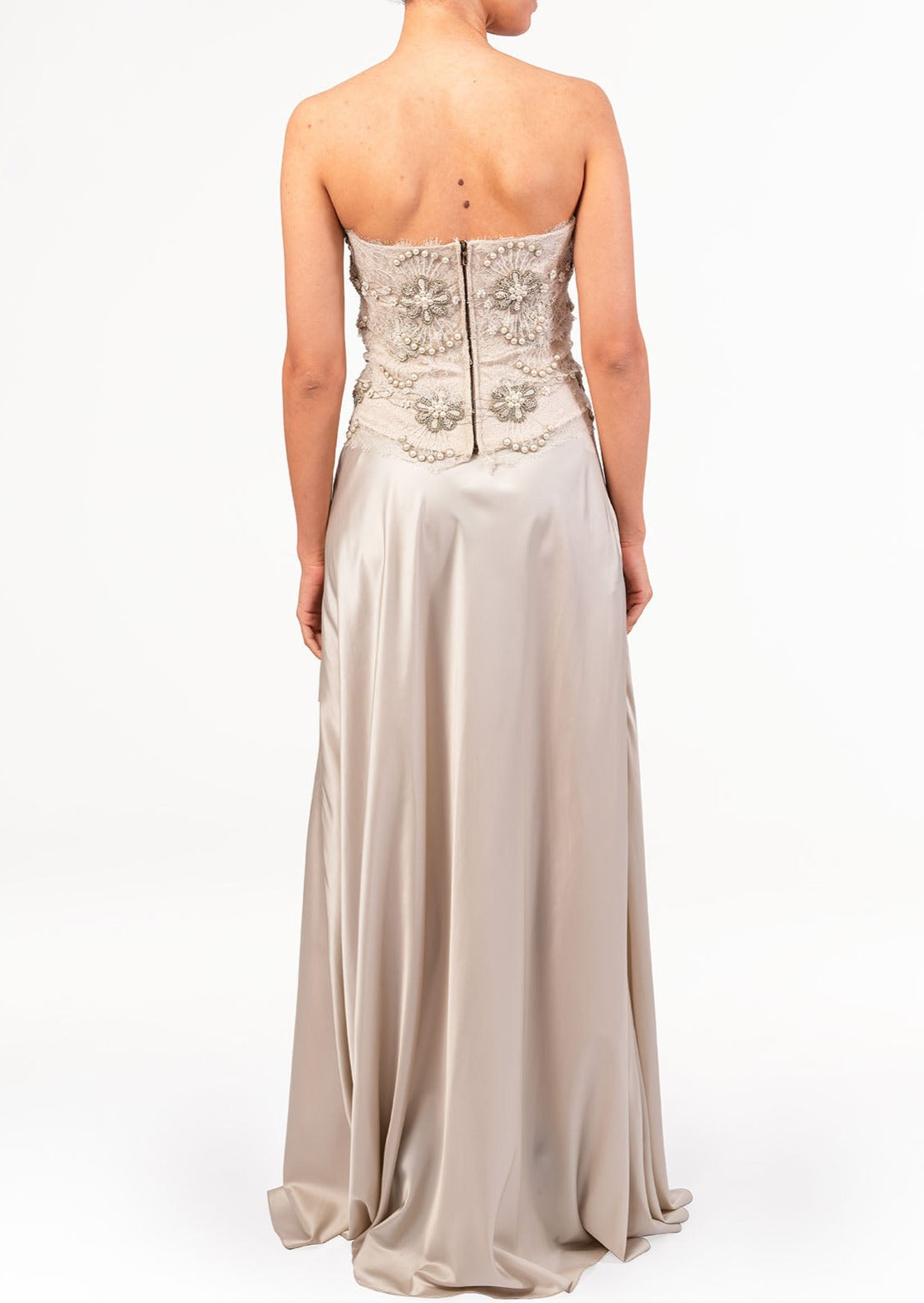 كورسيه دانتيل أبيض عاجي